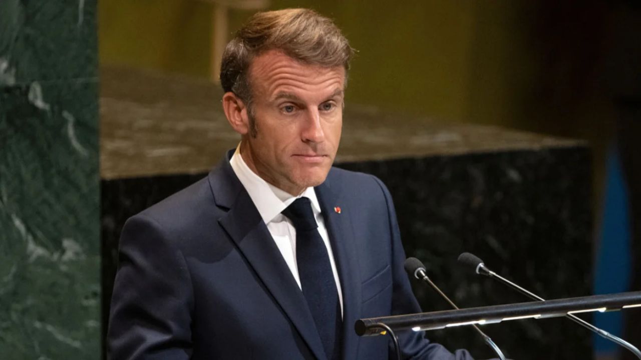 Μακρόν: Στρατιωτικό «ντοπάρισμα» στην Ουκρανία – Κρίσιμη η συμμαχία ΗΠΑ-ΕΕ