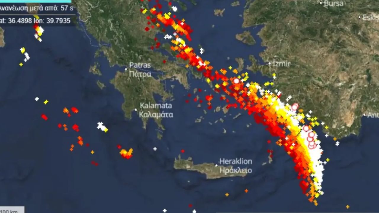 Κολυδάς: Καταιγίδα-ρεκόρ στην Αθήνα – Οι βροχές στη Δυτική Αττική προκαλούν πλημμύρες