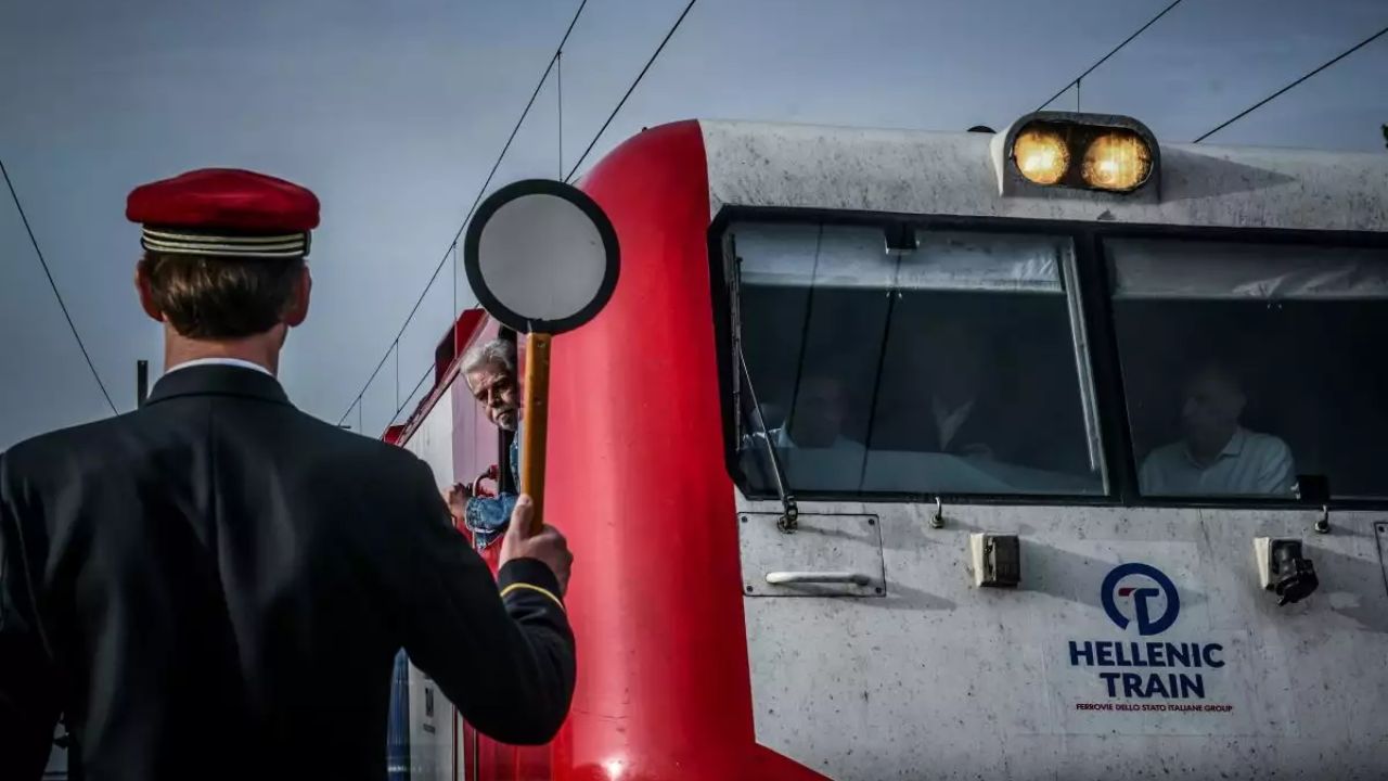 ΡΕΖΙΛΙ ΞΑΝΑ Η HELLENIC TRAIN – ΜΙΑ ΒΡΟΧΗ, ΜΙΑ ΒΛΑΒΗ, ΤΑΛΑΙΠΩΡΙΑ ΓΙΑ 400 ΕΠΙΒΑΤΕΣ