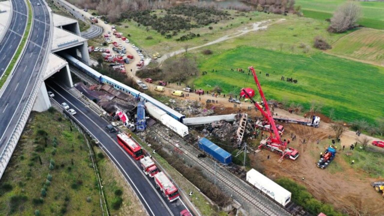 ΤΕΜΠΗ: ΣΥΝΕΧΙΖΕΤΑΙ ΣΗΜΕΡΑ Η ΠΡΩΤΗ ΔΙΚΗ ΜΕΤΑ ΤΟ «ΝΑΥΑΓΙΟ» ΤΗΣ ΠΡΟΗΓΟΥΜΕΝΗΣ ΣΥΝΕΔΡΙΑΣΗΣ – ΕΝΤΑΣΕΙΣ, ΠΛΑΦΟΝ ΚΑΙ ΚΑΤΑΓΓΕΛΙΕΣ ΣΤΗ ΛΑΡΙΣΑ