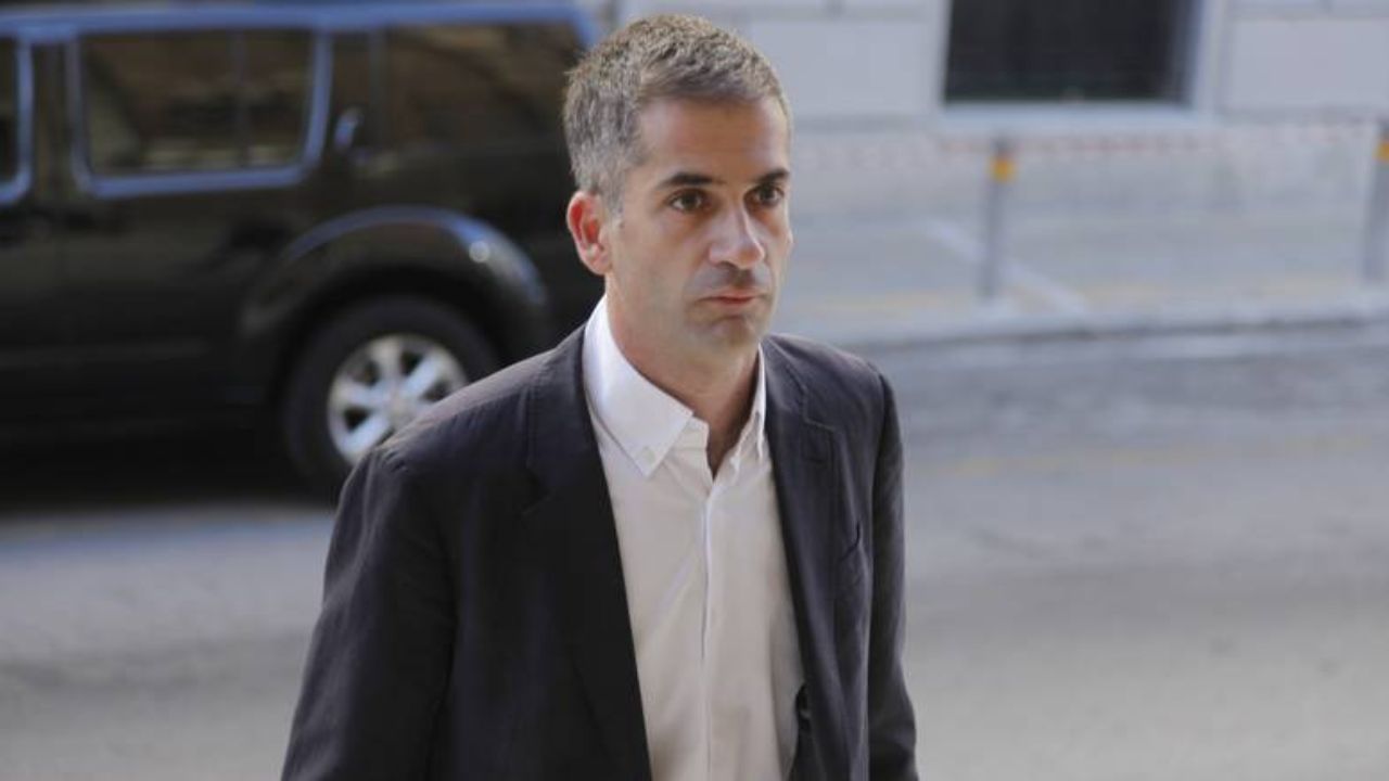 Οι φωτιές που άναψε ο Μπακογιάννης στον θείο του