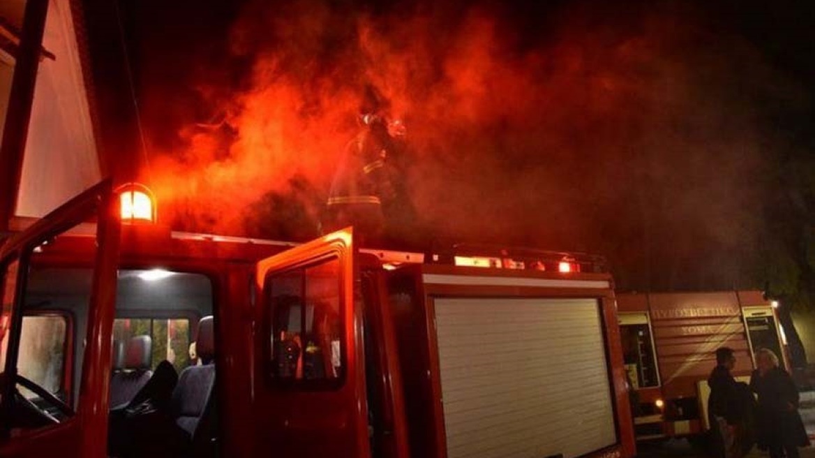 Φωτιά σε μονοκατοικία στη Θεσσαλονίκη