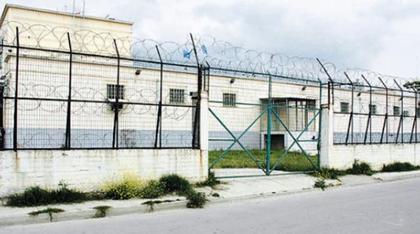 Χαλκιδική: “Ντου” της ΕΛ.ΑΣ στις αγροτικές φυλακές Κασσάνδρας – Κατασχέθηκαν κινητά από κρατούμενους