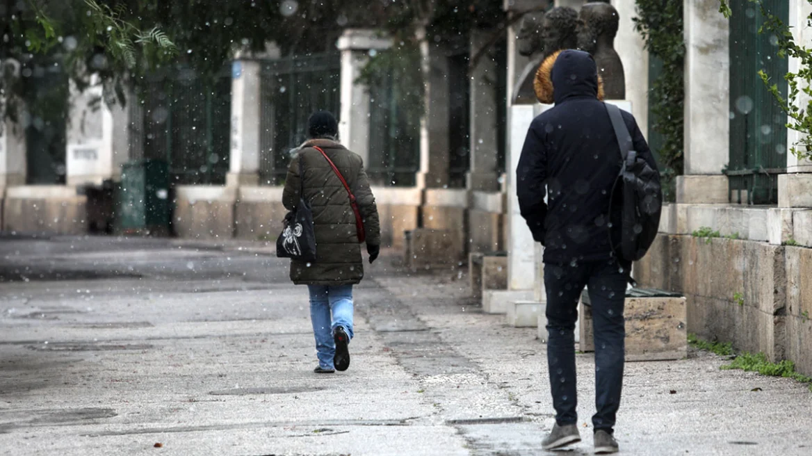 Ψυχρή εισβολή 2 ημερών: Κρύο, βροχές και χιόνια σε όλη τη χώρα – Προσοχή στην Αττική, αναφέρει ο Λαγουβάρδος