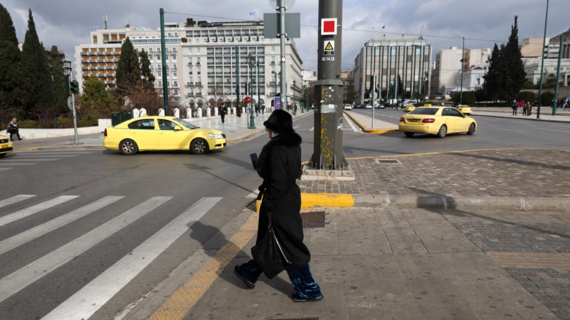 Καιρός αλλάζει πρόσωπο: Ήπια ημέρα, παγωμένες νύχτες – Τι φέρνουν οι βοριάδες μετά τις 16 Δεκεμβρίου