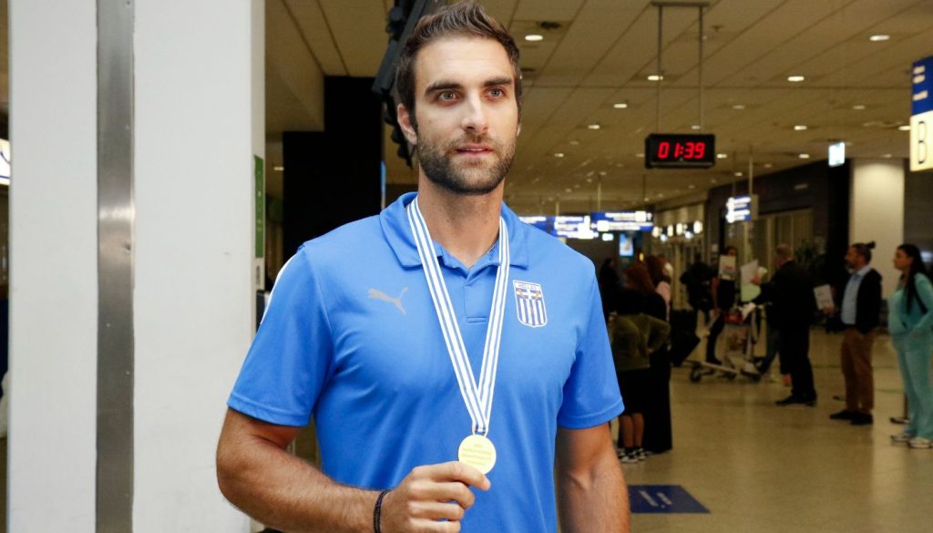 Αντετοκούνμπο, Καραλής και Ντούσκος ανάμεσα στους κορυφαίους αθλητές των Βαλκανίων