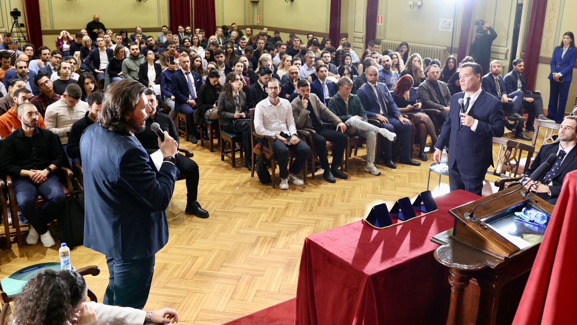 ΣΤΕΛΕΧΗ ΚΥΒΕΡΝΗΣΗΣ ΚΑΙ ΠΑΣΟΚ ΠΡΟΕΤΟΙΜΑΖΟΥΝ ΣΥΓΚΥΒΕΡΝΗΣΗ ΠΡΙΝ ΤΙΣ ΕΚΛΟΓΕΣ; (ΒΙΝΤΕΟ)