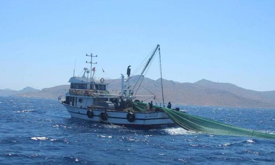 Δώδεκα τουρκικά σκάφη εμφανίστηκαν σήμερα το μεσημέρι στη θαλάσσια περιοχή!