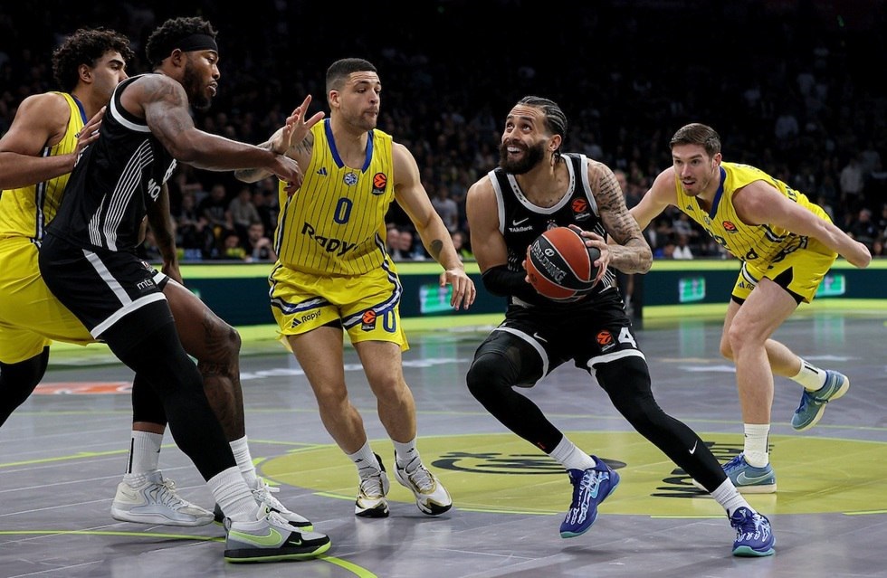 Euroleague: Η Μακάμπι Τελ Αβίβ «συνέτριψε» την Παρτιζάν – Πώς «αντέδρασαν» οι οπαδοί της σερβικής ομάδας