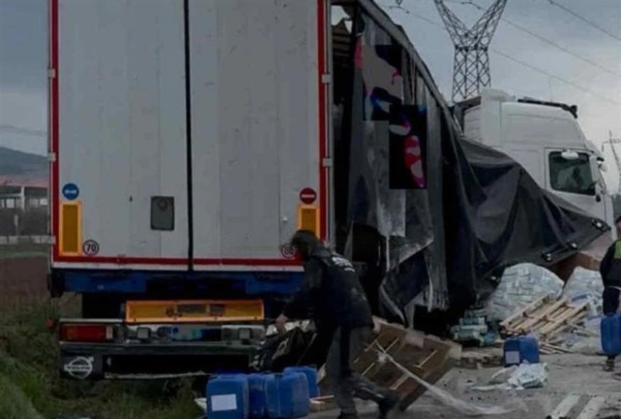 Τροχαίο με νταλίκα στην Εθνική Οδό Θηβών – Σχηματαρίου