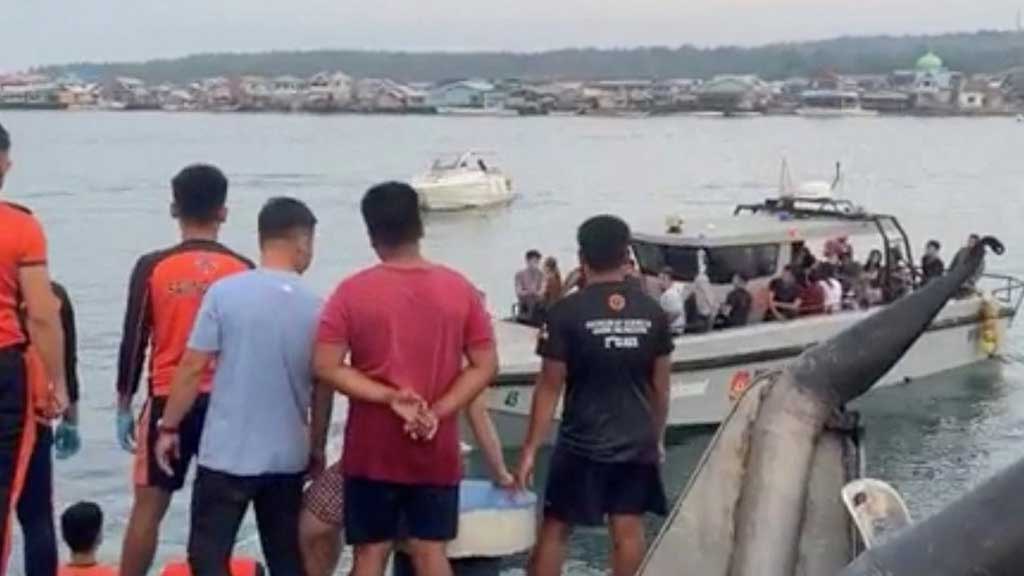 Τραγωδία στη θάλασσα: Βυθίστηκε επιβατηγό πλοίο στις νότιες Φιλιππίνες – Αγνοούνται δεκάδες
