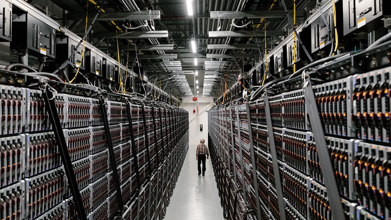 Είναι πράγματι τα μικρά data centres το νέο μεγάλο νέο στην τεχνητή νοημοσύνη;