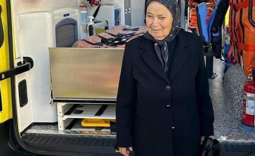 ΤΟ ΜΕΓΑΛΕΙΟ ΕΝΟΣ ΑΝΙΚΑΝΟΥ ΚΡΑΤΟΥΣ: ΣΕ ΑΚΙΝΗΣΙΑ ΕΔΩ ΚΑΙ ΜΗΝΕΣ ΤΟ ΑΣΘΕΝΟΦΟΡΟ ΠΟΥ ΔΩΡΙΣΕ Η ΕΚΛΙΠΟΥΣΑ ΠΛΕΟΝ ΑΘΗΝΑ ΠΑΠΑΧΡΗΣΤΟΥ