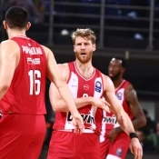 Basket league: Δυσκολεύτηκε ο Ολυμπιακός κόντρα στον Άρη αλλά στο τέλος πήρε τη νίκη