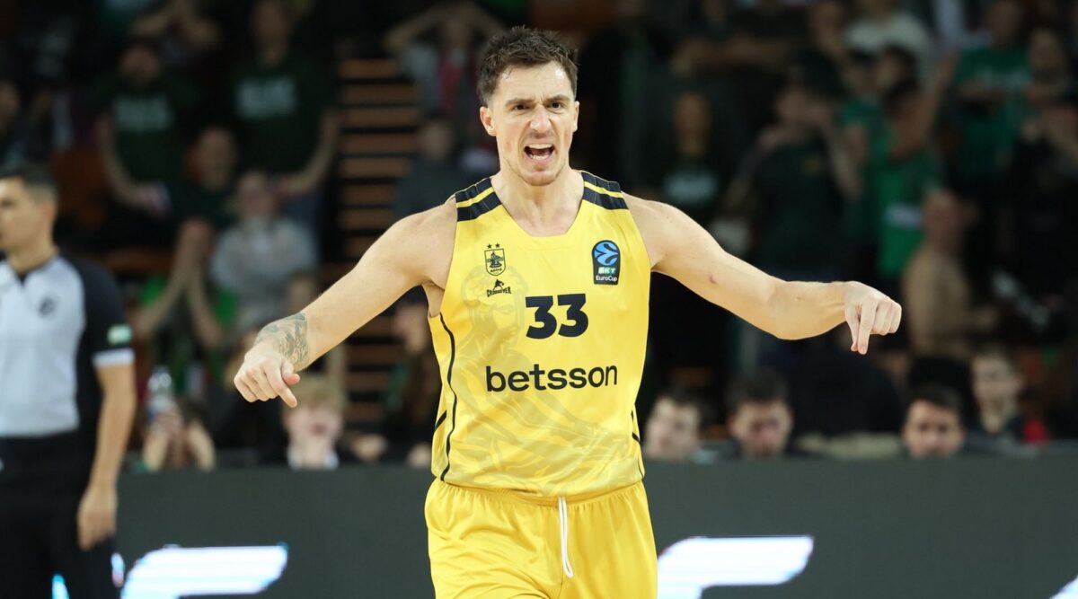 επί της Σλασκ Βρόστλαβ με 107-113 μετά από δύο παρατάσεις!
