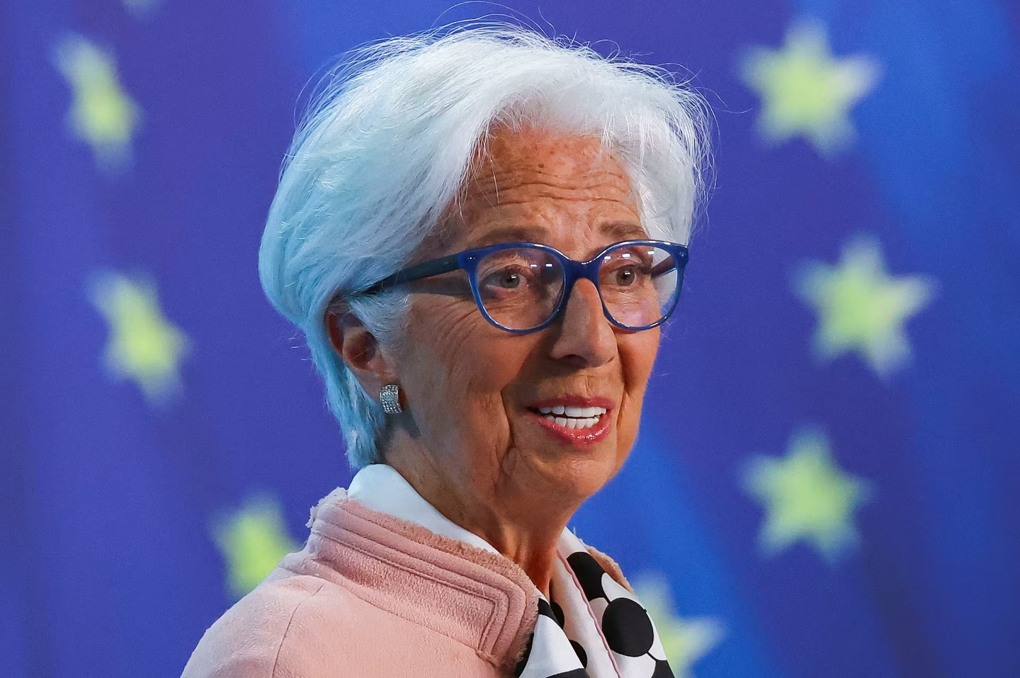 Davos 2026: Μια Ευρώπη σε άμυνα και μια Λαγκάρντ σε θεσμική απομόνωση