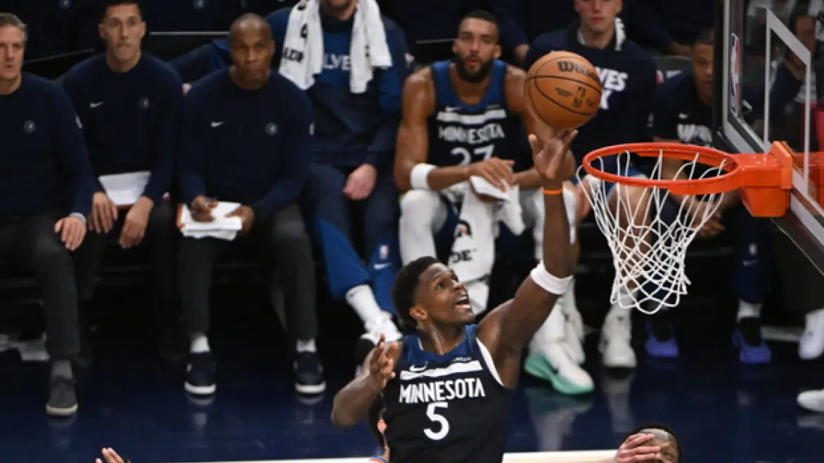 Αναβλήθηκε ο αγώνας Timberwolves – Warriors λόγω έντασης και τραγωδίας στη Μινεάπολη