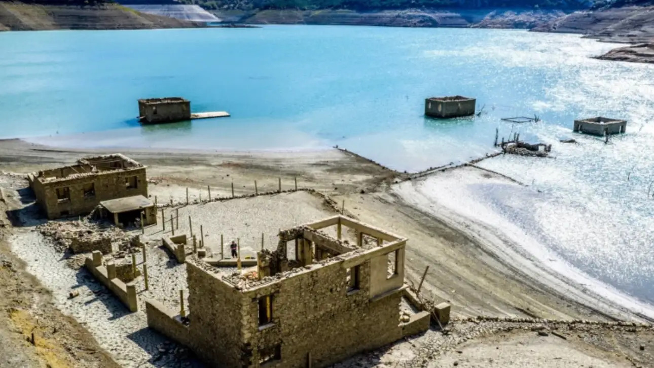 «Πνίγηκαν» τα σενάρια λειψυδρίας (και οι δικαιολογίες για τις αυξήσεις)