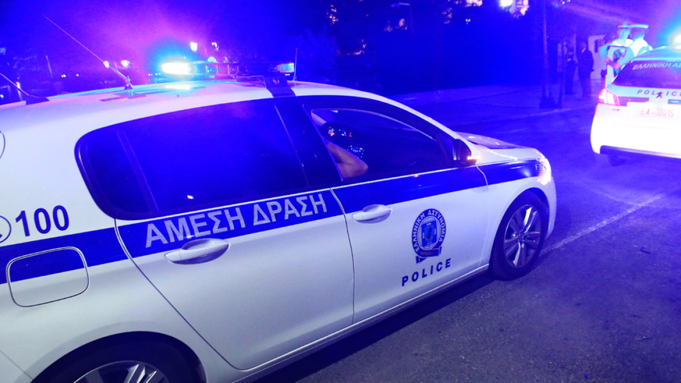 Βόλος: Πρωτοχρονιά με ελέγχους και αυτόφωρα- Συλλήψεις σε ρεβεγιόν και αστυνομική «σκούπα» στην Κουμουνδούρου