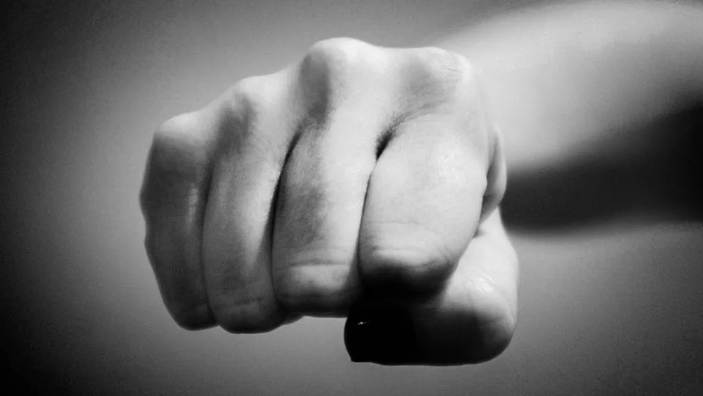 Θεσσαλονίκη: 17χρονη στο νοσοκομείο μετά από επίθεση συνομηλίκων της