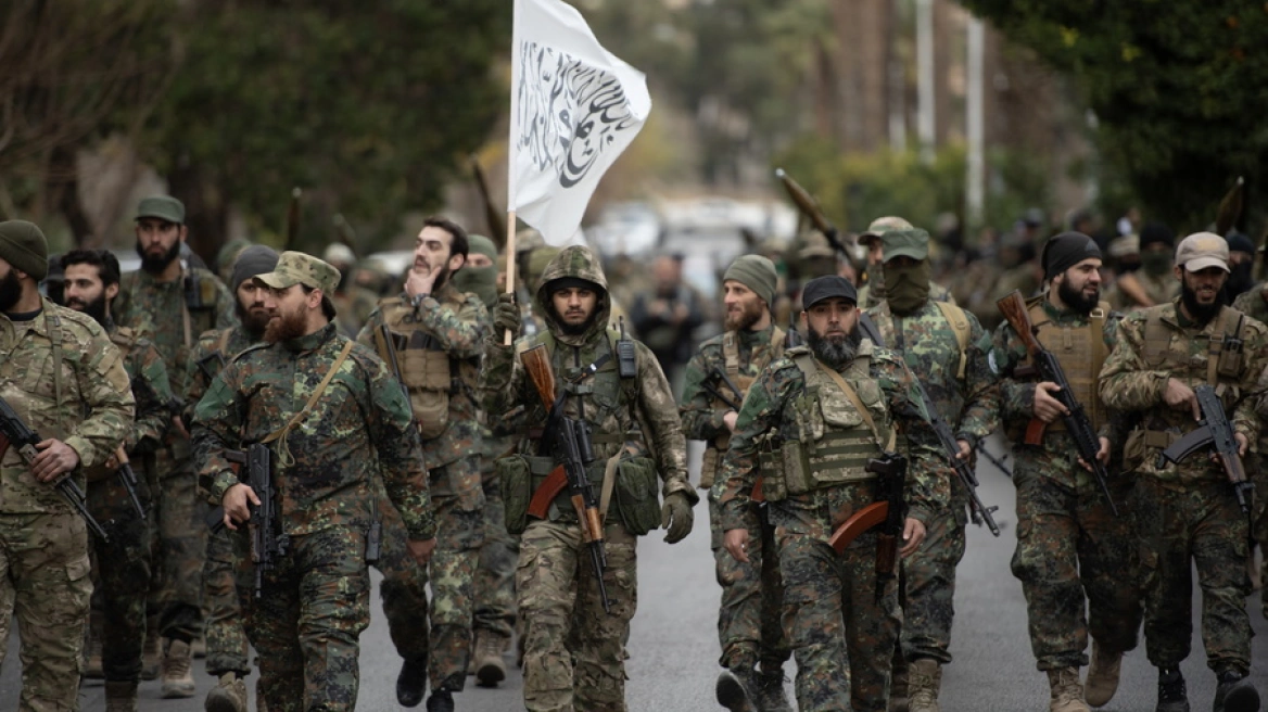 Το Ισλαμικό Κράτος καλεί σε πόλεμο κατά νέων αρχών Συρίας
