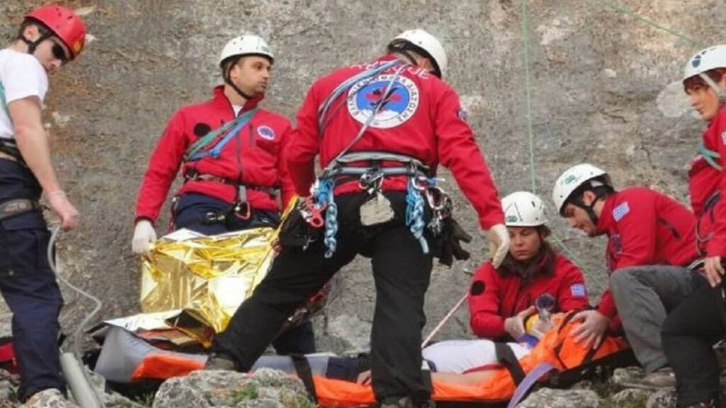 ΔΙΑΣΩΖΟΥΝΕ ΤΟΥΣ ΛΑΘΡΟΜΕΤΑΝΑΣΤΕΣ ΧΩΡΙΣ ΝΑ ΒΛΕΠΟΥΝΕ ΤΑ ΚΟΣΤΗ ΚΑΙ ΒΑΖΟΥΝΕ ΤΕΛΟΣ ΣΤΙΣ ΔΩΡΕΑΝ ΔΙΑΣΩΣΕΙΣ ΣΤΟΝ ΟΛΥΜΠΟ ΚΑΙ ΣΤΑ ΕΛΛΗΝΙΚΑ ΒΟΥΝΑ