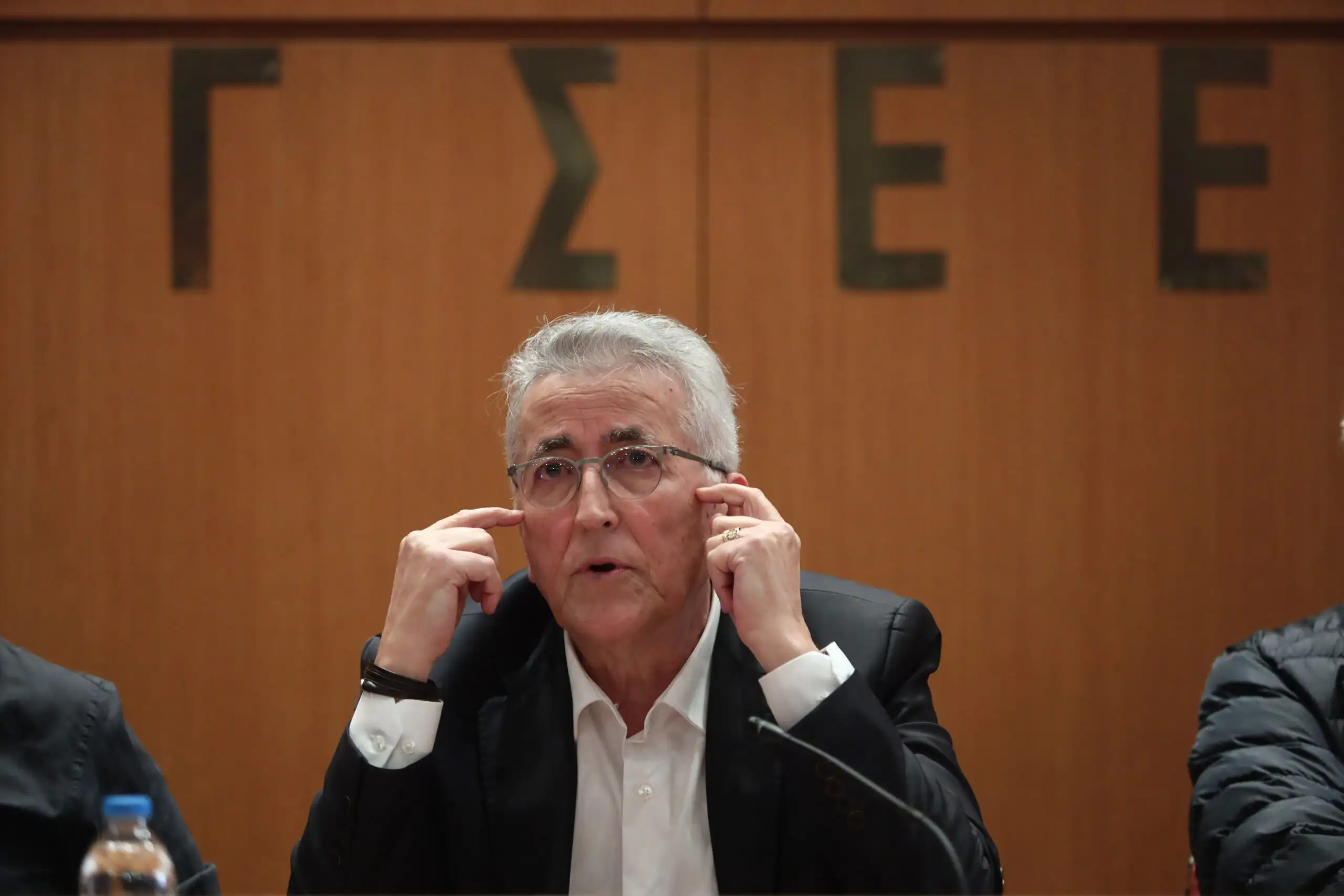 ΓΣΕΕ: Στο μικροσκόπιο η διακίνηση εκατομμυρίων από εκπαιδευτικά προγράμματα – Γιατί ο Γ. Παναγόπουλος επικαλείται την υπόθεση των ναυπηγείων Σκαραμαγκά;