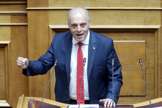 ΔΕΙΤΕ ΖΩΝΤΑΝΑ! ΠΑΡΕΜΒΑΣΗ ΤΟΥ ΠΡΟΕΔΡΟΥ ΤΗΣ ΕΛΛΗΝΙΚΗΣ ΛΥΣΗΣ ΣΤΗΝ ΒΟΥΛΗ