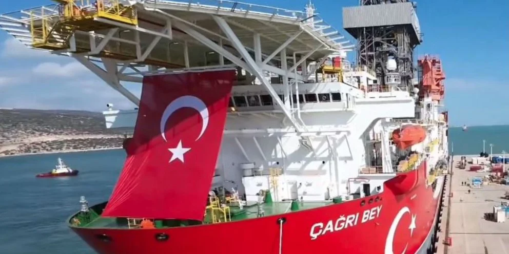Πρώτη διεθνής αποστολή για το τουρκικό γεωτρύπανο «Τσαγρί Μπέη» στη Σομαλία