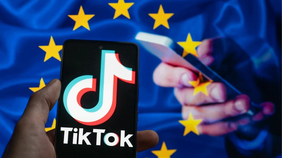 Πόλεμος της ΕΕ κατά του TikTok – Χαρακτηρίζεται ως «εθιστική εφαρμογή»