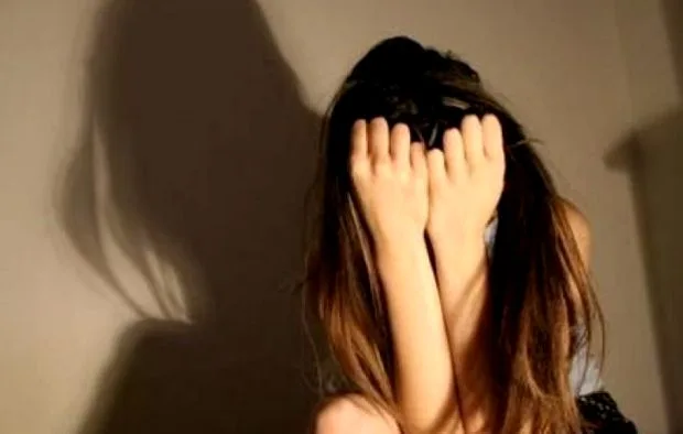 Εγκληματίες από κούνια – 16χρονη έπεσε θύμα «εκδικητικής πορνογραφίας» από συνομήλικό της