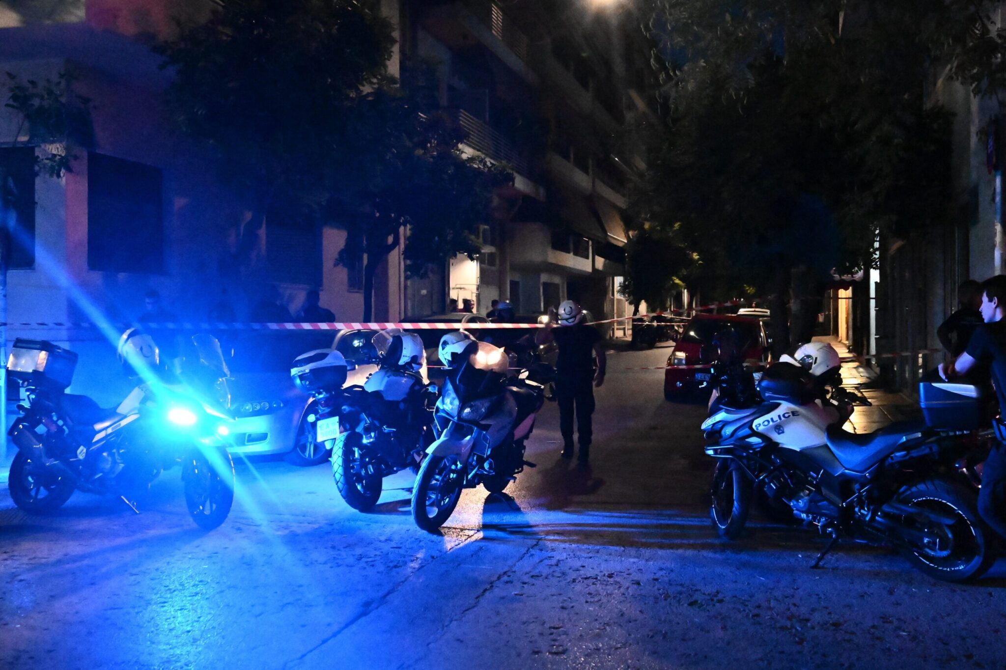 Τραγωδία στην Ομόνοια: Νεκρός 15χρονος μαθητής μετά από πτώση από μπαλκόνι ξενοδοχείου