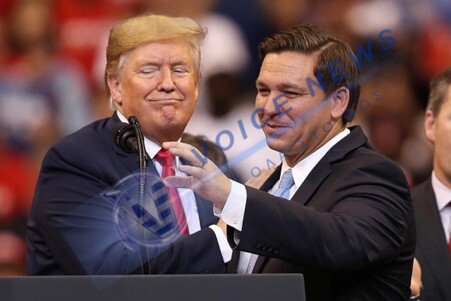 Ο κυβερνήτης της Φλόριντα, Ρον ΝτεΣάντις μετονομάζει το Διεθνές Αεροδρόμιο Παλμ Μπιτς, σε Διεθνές Αεροδρόμιο Προέδρου Ντόναλντ Τζ. Τραμπ
