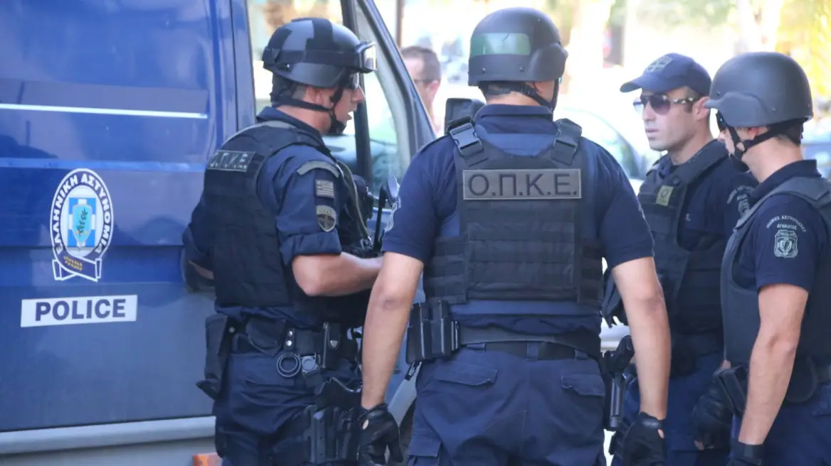 Μεγάλη αστυνομική επιχείρηση σε Θεσσαλονίκη και Χαλκιδική: Συνελήφθη Τούρκος, προσαχθήκαν οχτώ άτομα