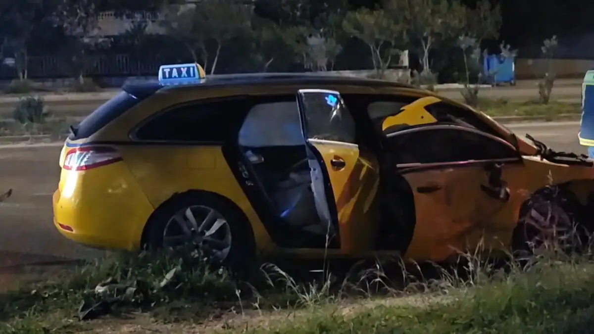 Βούλα: Η στιγμή που 24χρονος παραβιάζει κόκκινο και σκοτώνει 58χρονη οδηγό ταξί