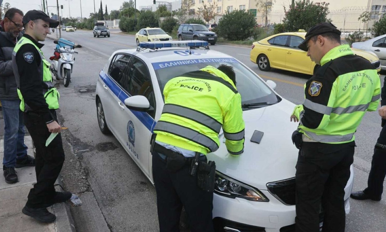 Σοκαριστικά στοιχεία της ΕΛ.ΑΣ.: Πάνω από 27.000 κλήσεις τον Απρίλιο – Πρώτες σε παράβαση ταχύτητα και αλκοόλ