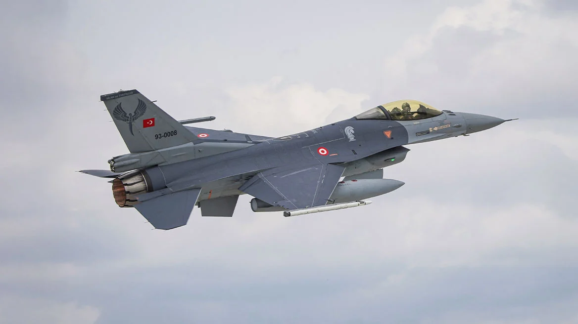 Τουρκική πρόκληση πάνω από τη Λευκωσία: F-16 από τα Κατεχόμενα παραβίασε τον κυπριακό ουρανό