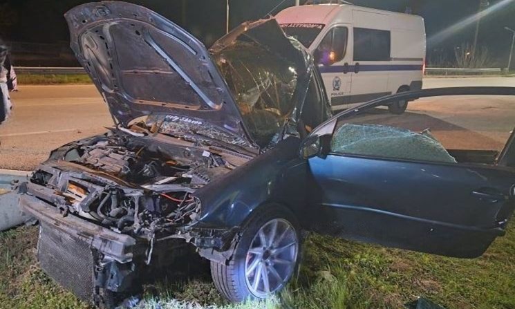 Σέρρες: Σοβαρό τροχαίο με νεαρό οδηγό σε κρίσιμη κατάσταση