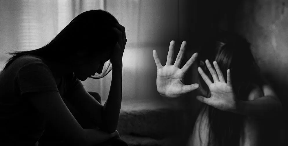 Εφιάλτης στη Χαλκίδα: 21χρονη καταγγέλλει τον πατριό της για ασέλγεια μέσα στο ίδιο της το σπίτι  Ετικέτες: