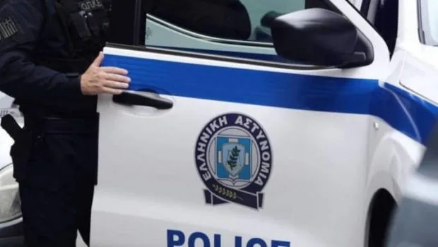 Σχολική εκδρομή με «πολεμικά» εφόδια: Συνελήφθη 15χρονος από τη Μαγνησία στην παραλίμνια των Ιωαννίνων