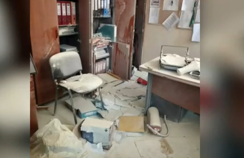 Γλυφάδα: Βανδαλισμοί και κλοπές σε σχολικό συγκρότημα – Έσπασαν τζάμια και άδειασαν πυροσβεστήρες