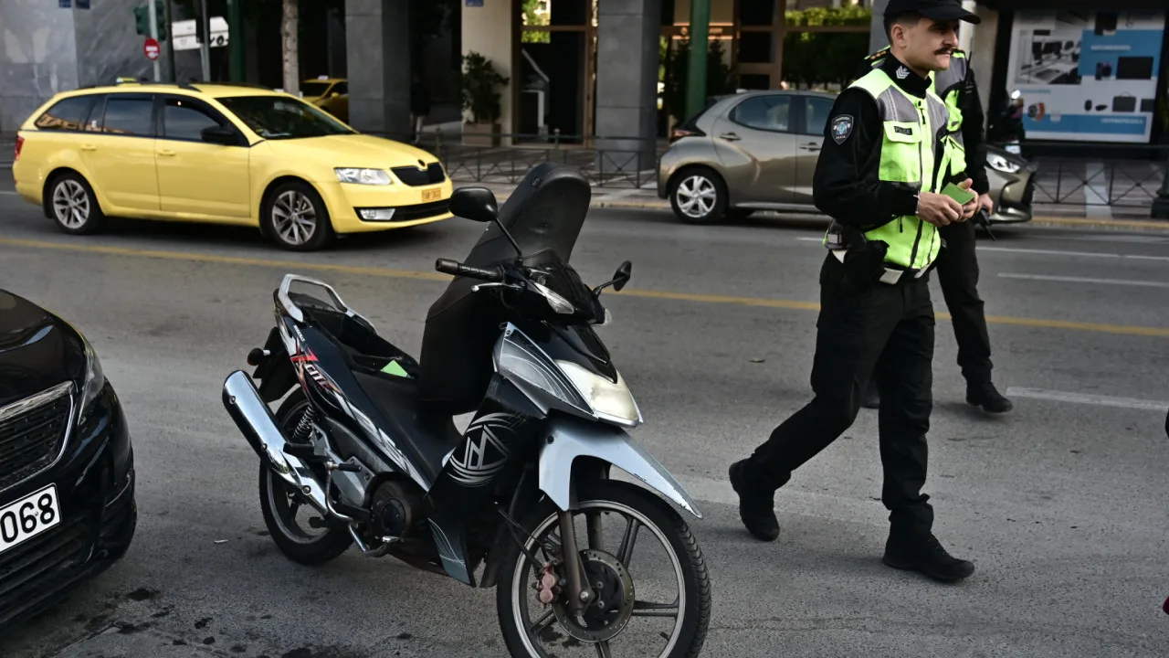Θρίλερ στη Λιοσίων: Μάχη για τη ζωή δίνει 16χρονη μετά από παράσυρση και εγκατάλειψη