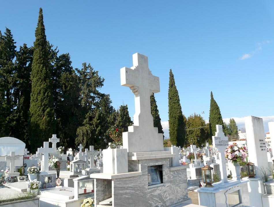 ΘΡΙΛΕΡ ΣΤΗ ΜΥΚΟΝΟ: Νεκρός άνδρας μέσα στο νεκροταφείο στο Μαράθι – Συναγερμός στις Αρχές!
