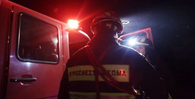 Συναγερμός: Τρεις διαδοχικές φωτιές σε Περιστέρι, Νέα Φιλαδέλφεια και Μοσχάτο μέσα σε μία ώρα