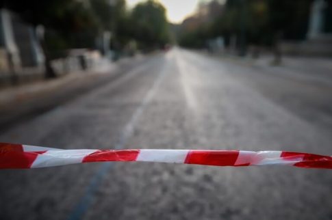 Σοβαρή αναστάτωση στην Κυψέλη – Διαρροή υγρού τσιμέντου προκάλεσε κυκλοφοριακό χάος