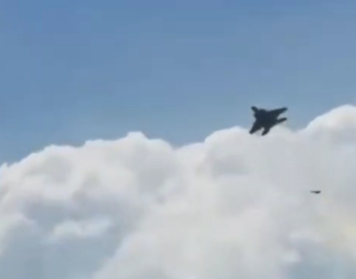 Καταδίωξη Ιρανικού Drone από αμερικανικό F-35