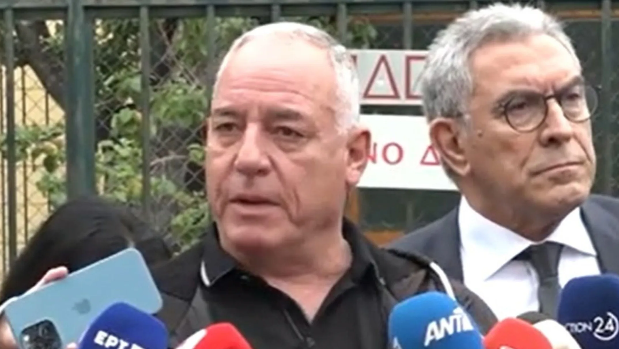 «Σταματήστε να γελάτε, δικάζουμε φονιάδες!»: Ξέσπασμα οργής από τον πατέρα του Λυγγερίδη στη δίκη