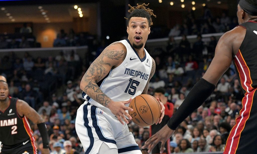 Θρίλερ στο NBA: Νεκρός ο σταρ των Γκρίζλις, Μπράντον Κλαρκ – Συντετριμμένος ο Άνταμ Σίλβερ.