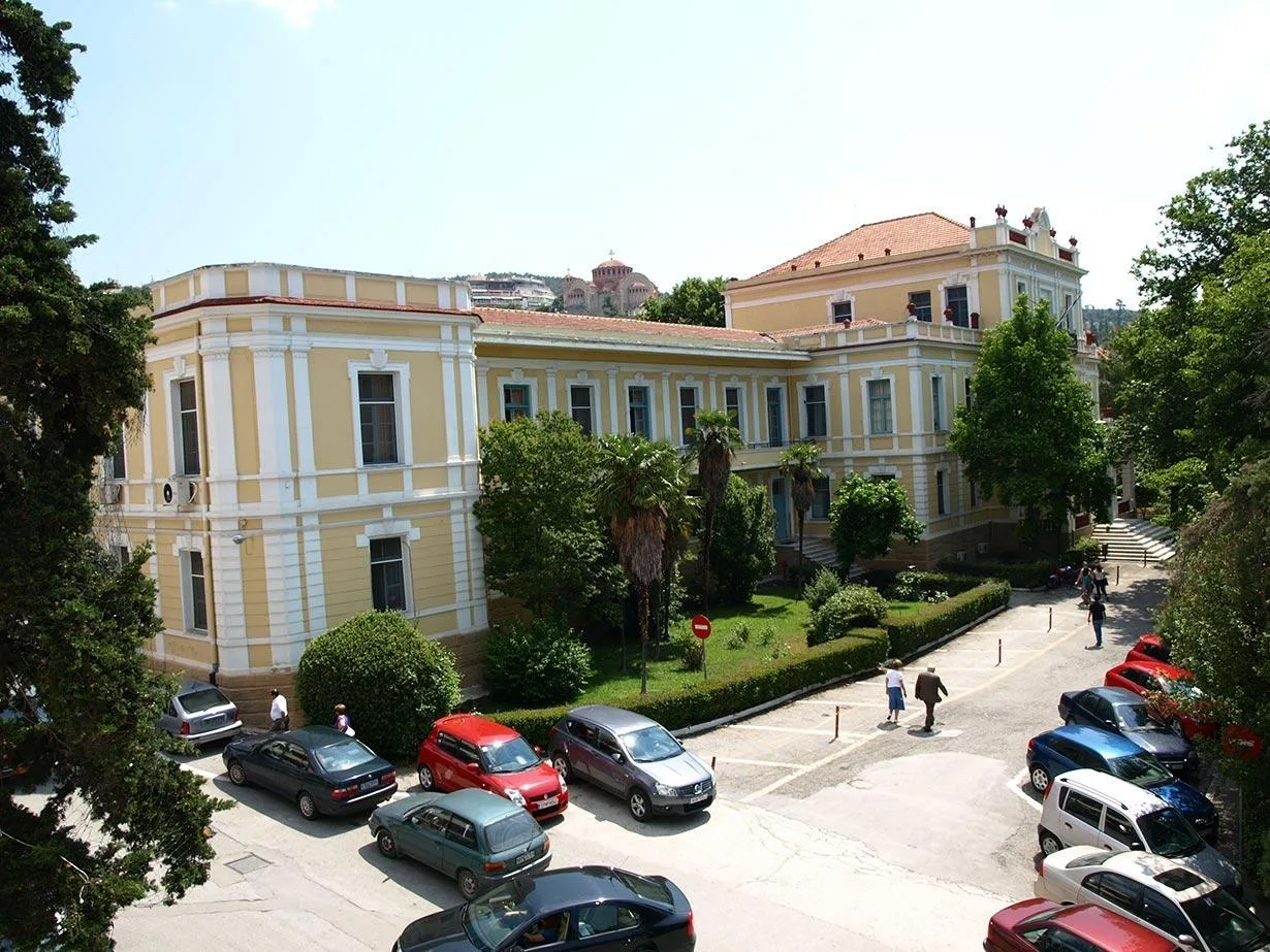 Θεσσαλονίκη: Επεισόδιο σε νοσοκομείο με συνοδούς ασθενούς και νοσηλευτή – Τρεις συλλήψεις μετά από έντονη αντιπαράθεση