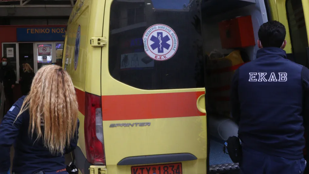 Σοκ στην Καβάλα: Θανατηφόρα σύγκρουση νταλίκας με τρακτέρ